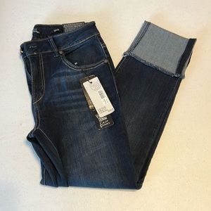 Women’s Crop Skinny Jeans NWT Size 6